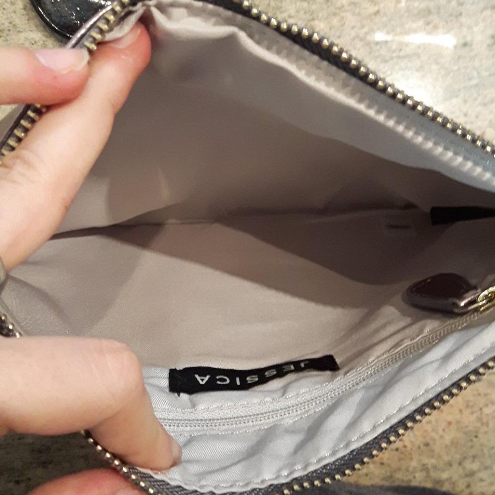🛍️ Two metallic wristlets - Picture 2 of 4